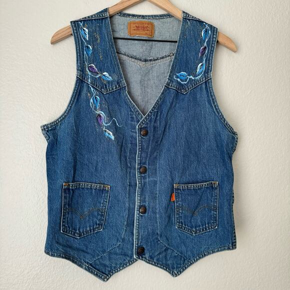 Vintage Levi's Women's Orange Tab Denim Vest Hand Painted Design Size Medium - Picture 1 of 15